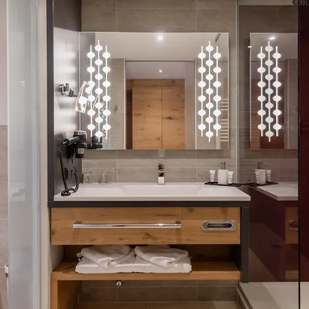 فندق Sporthotel Wagrain 4*