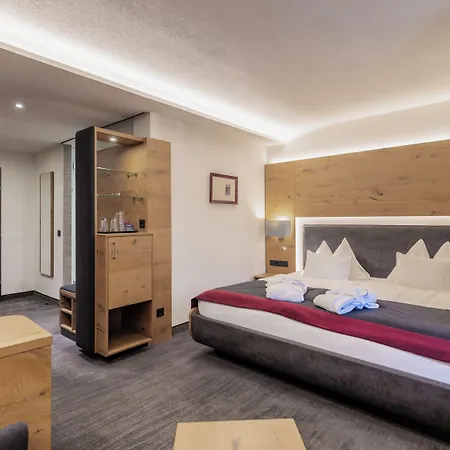 Sporthotel Wagrain فندق